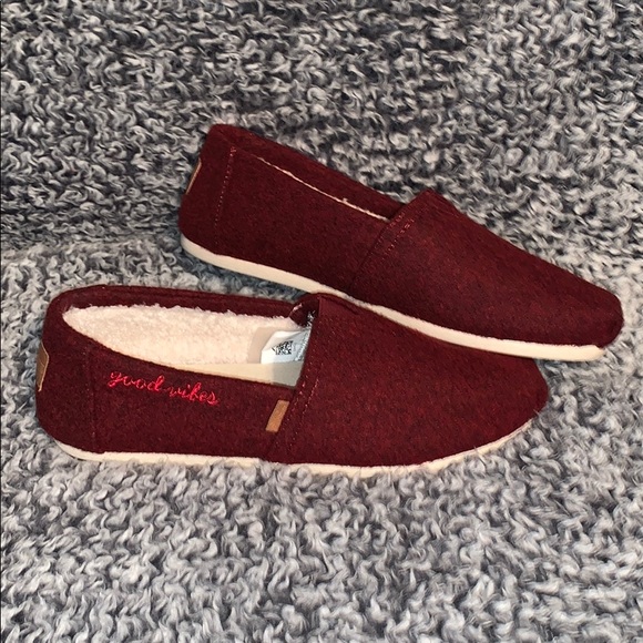 Toms Shoes - Sherpa lined Toms